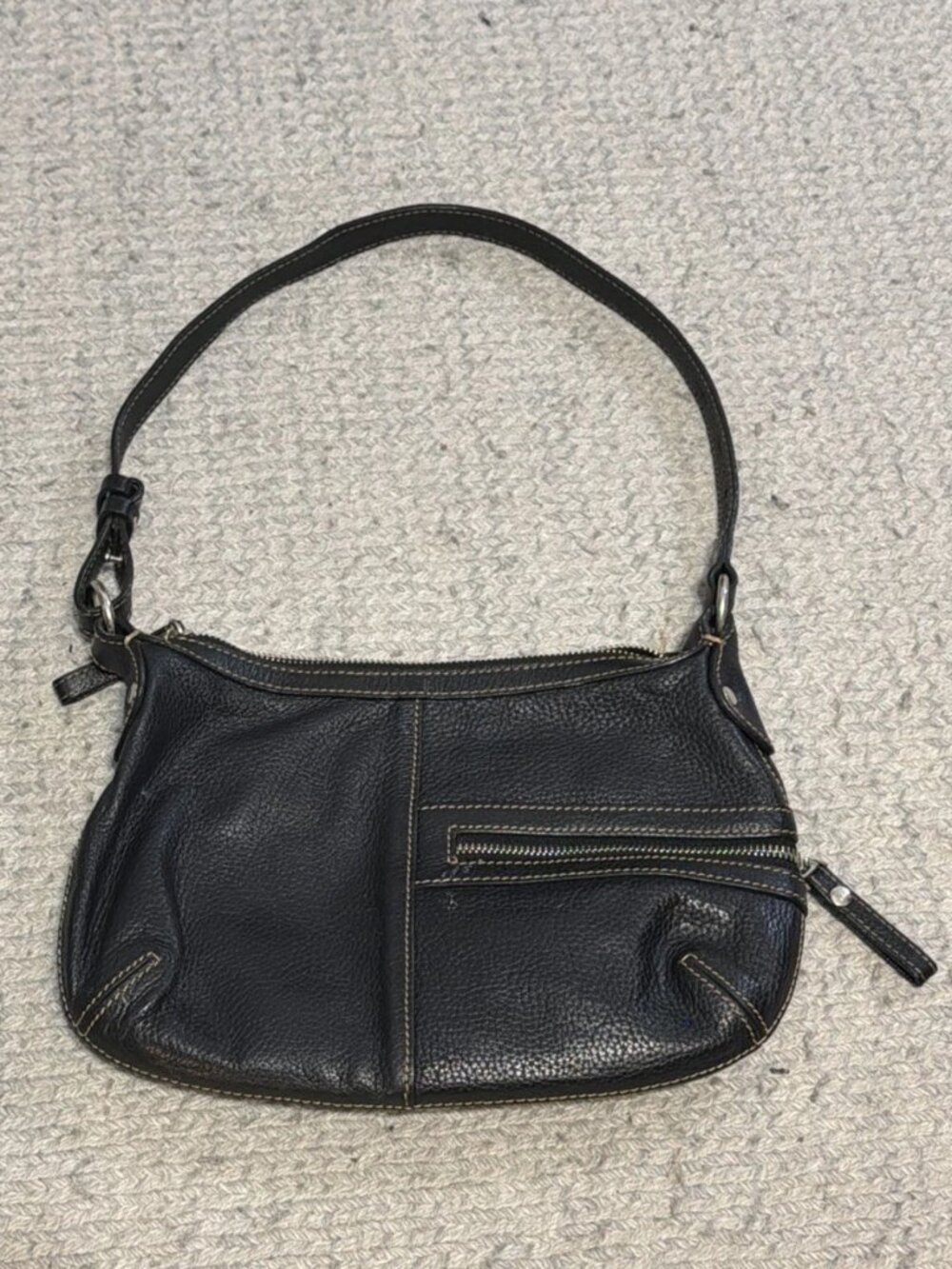 Danier Black Genuine Leather Zipper Close Rectangle Medium Shoulder Bag Purse